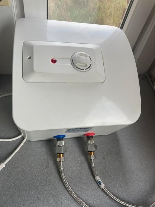 Electrische boiler 10L, Doe-het-zelf en Bouw, Chauffageketels en Boilers, Boiler, Ophalen of Verzenden