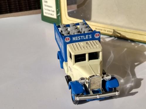 Modèle de voiture Days Gone/Lledo- 1:50 —Camion Ford Stake T, Hobby & Loisirs créatifs, Voitures miniatures | 1:50, Neuf, Bus ou Camion