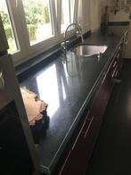 Granieten aanrechtblad met spoelbak en kraan, Huis en Inrichting, Keuken | Keukenelementen, Ophalen, Gebruikt, Zwart