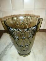 Art Deco vaas in Boheems glas., Enlèvement