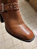 Bottines à talon façon croco, Kleding | Dames, Schoenen, Overige kleuren, Zo goed als nieuw, Schoenen met hoge hakken, Bershka