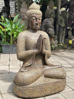 Massief Lavastenen Boeddha Tuinbeeld Namaste Mudra 100cm, Nieuw, Steen, Ophalen of Verzenden, Boeddhabeeld