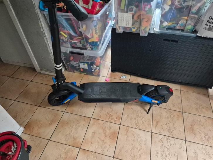 egoni elektrische step, Fietsen en Brommers, Steps, Zo goed als nieuw, Ophalen
