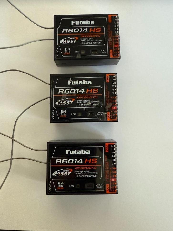 Drie ontvangers Futaba R6014HS Fasst, Hobby en Vrije tijd, Modelbouw | Radiografisch | Overige, Zo goed als nieuw, Ophalen of Verzenden