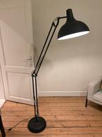 Zwarte vloerlamp, Ophalen, Zo goed als nieuw
