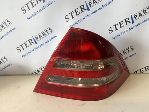 Achterlicht rechts van een Mercedes C-Klasse, Auto-onderdelen, Verlichting, Mercedes-Benz, Gebruikt, 3 maanden garantie, Ophalen of Verzenden