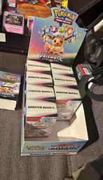Prismatic evolutions 8X sealed boxes, Hobby en Vrije tijd, Verzamelkaartspellen | Pokémon, Ophalen, Zo goed als nieuw