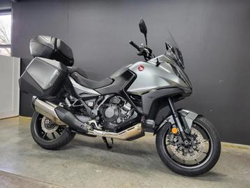 Honda NT 1100 (Manuele versie) (bj 2024) beschikbaar voor biedingen