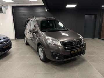 PEUGEOT PARTNER 2016 BENZINE /CARPLAY/NAVI/TOP ST beschikbaar voor biedingen