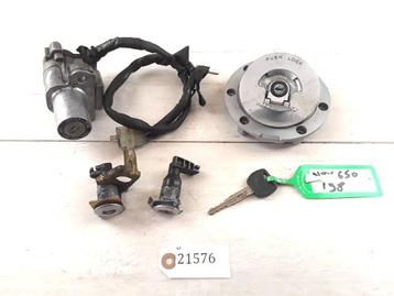 NT650V 1998 - 2001 Honda Slot Slotenset D1-39651 beschikbaar voor biedingen