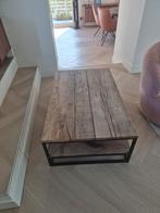 Rechthoekige salontafel uit hout met metalen onderstel, Huis en Inrichting, Tafels | Salontafels, Ophalen, Gebruikt, 50 tot 100 cm