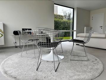 VERKOCHT - Knoll Saarinen dia138 calacatta marmer, Maison & Meubles, Tables | Tables à manger, Enlèvement, Comme neuf