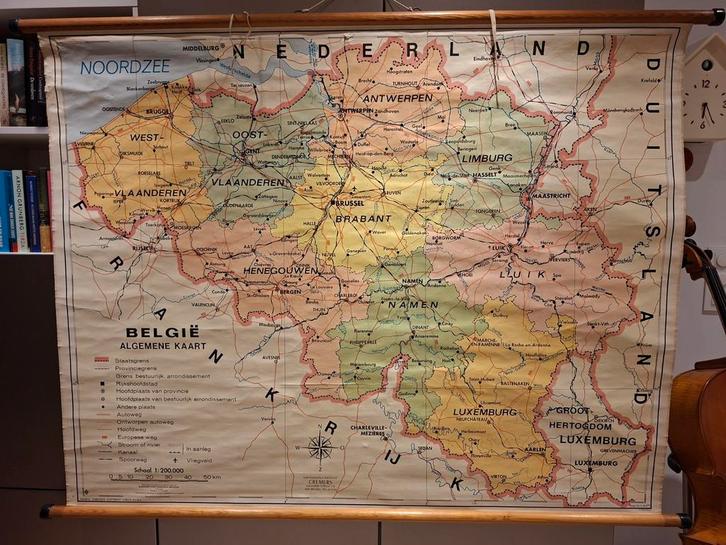 oude linnen schoolkaart: België - Algemene kaart, Antiek en Kunst, Antiek | Schoolplaten, Aardrijkskunde, Ophalen