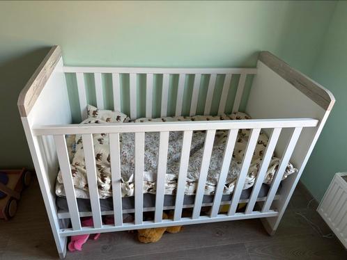 Dreambaby ‘Transland Meegroeibed WIT Alisa’ - Origineel €315, Kinderen en Baby's, Babywiegjes en Ledikanten, Zo goed als nieuw