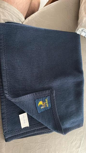 Deken 100x150 beschikbaar voor biedingen