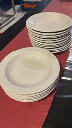 18 diepe borden, Huis en Inrichting, Keuken | Servies, Ophalen, Gebruikt, Bord(en)