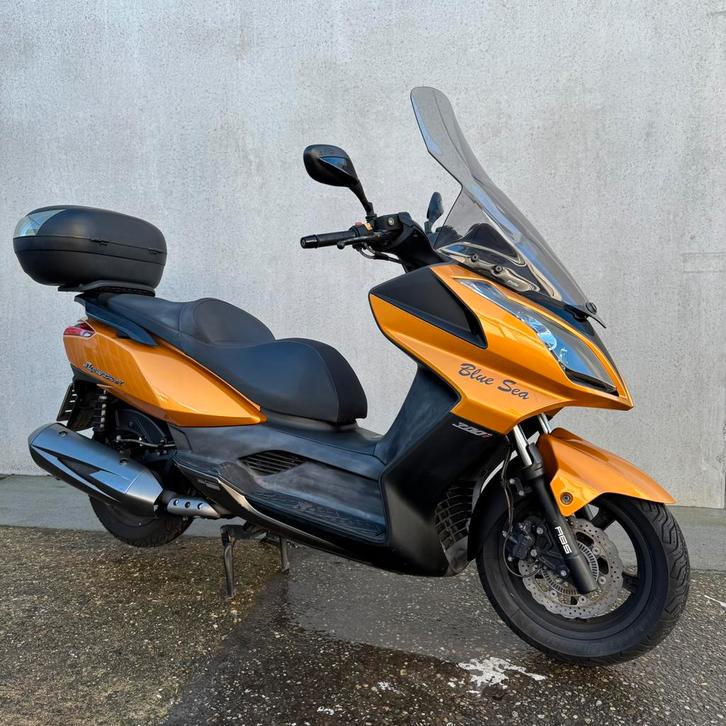 Kymco Super Dink 300 ABS, Motos, Motos | Marques Autre, Particulier, Scooter, ABS, Enlèvement