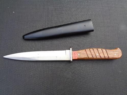 WO 2 Stiefel Messer , boots knife , goede repro, Verzamelen, Militaria | Tweede Wereldoorlog, Landmacht, Mes of Dolk, Ophalen of Verzenden