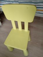 Tafel IKEA plus 3 stoeltjes, Ophalen, Zo goed als nieuw