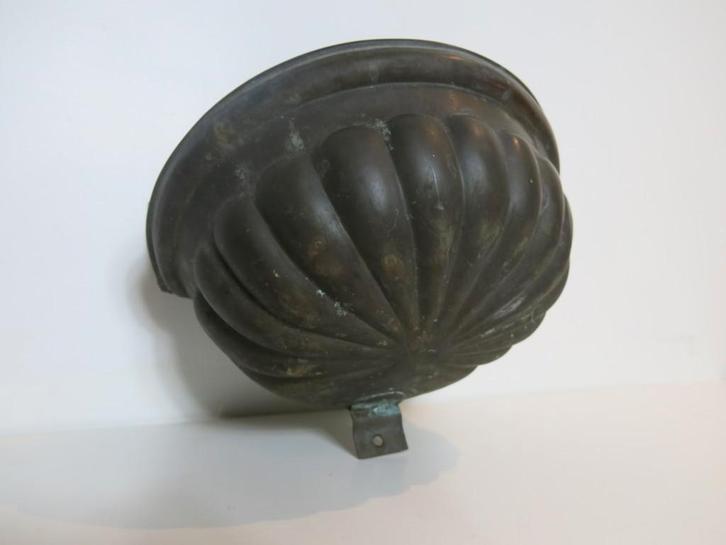 bouilloire à eau bénite en cuivre, église antique, Antiquités & Art, Antiquités | Objets religieux, Enlèvement ou Envoi