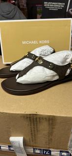 Très belle sandales Neuf emballé Michael Cors, Vêtements | Femmes, Brun, Michael cors, Neuf