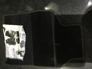 Set automatten beschikbaar voor biedingen