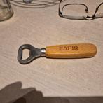 Safir houten flesopener, Verzamelen, Biermerken, Ophalen of Verzenden, Zo goed als nieuw, Flesopener