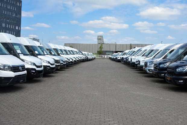 Ben opzoek naar een werk busje op afbetaling, Auto's, Bestelwagens en Lichte vracht, Particulier, Fiat, Diesel, Euro 4, Ophalen