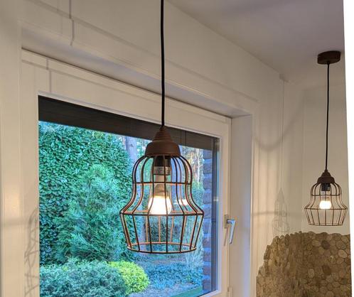 Drie donkerbruine metalen hanglampen (dimbaar)., Huis en Inrichting, Lampen | Hanglampen, Zo goed als nieuw, 50 tot 75 cm, Metaal