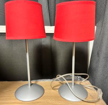 2 tafellampen beschikbaar voor biedingen