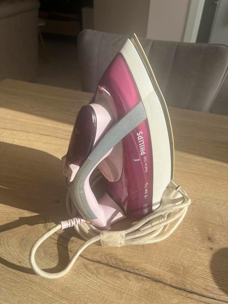 Philips EasyCare stoomstrijkijzer - goed werkend, Elektronische apparatuur, Strijkijzers en Strijkplanken, Gebruikt, Strijkijzer met snoer