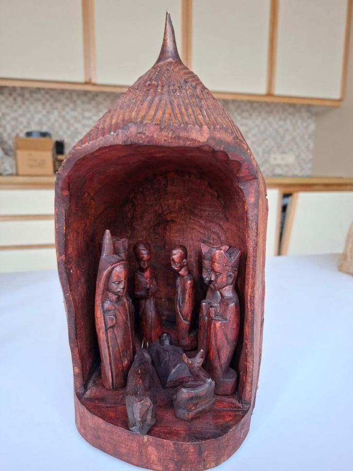 Houten kerststal afkomstig uit Zaire, Diversen, Kerst, Zo goed als nieuw, Ophalen of Verzenden