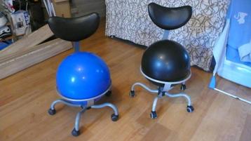 Balstoel - Ergonomische bureelstoel, of in kinderkamer beschikbaar voor biedingen