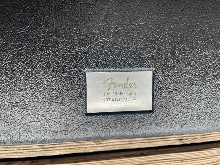 Fender Limited Edition 40th Anniversary case 1994, Muziek en Instrumenten, Behuizingen en Koffers, Zo goed als nieuw, Elektrische gitaar