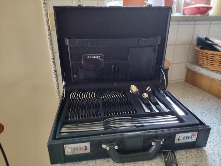 Ménagère complète MASTERLINE (suisse) NEUF, Huis en Inrichting, Keuken | Bestek, Nieuw, Bestekset, Inox of Chroom, Vaatwasserbestendig