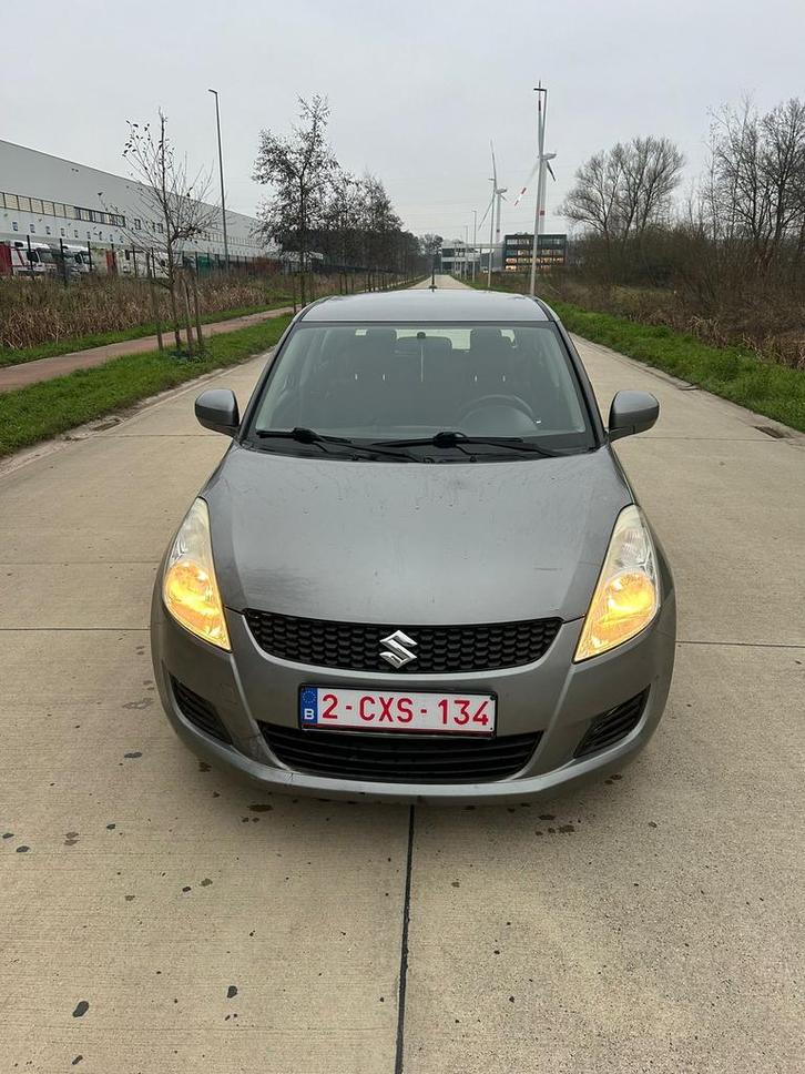 Suzuki Swift 2012, Auto's, Suzuki, Particulier, Swift, Diesel, Euro 5, Stadsauto, 5 deurs, Handgeschakeld, Zilver of Grijs, Zwart