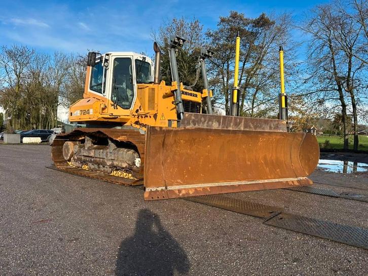 Liebherr PR 724 LGP (bj 2014), Zakelijke goederen, Machines en Bouw | Kranen en Graafmachines, Graafmachine