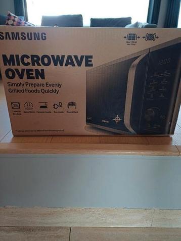 Samsung MG23B3515AK/EN beschikbaar voor biedingen