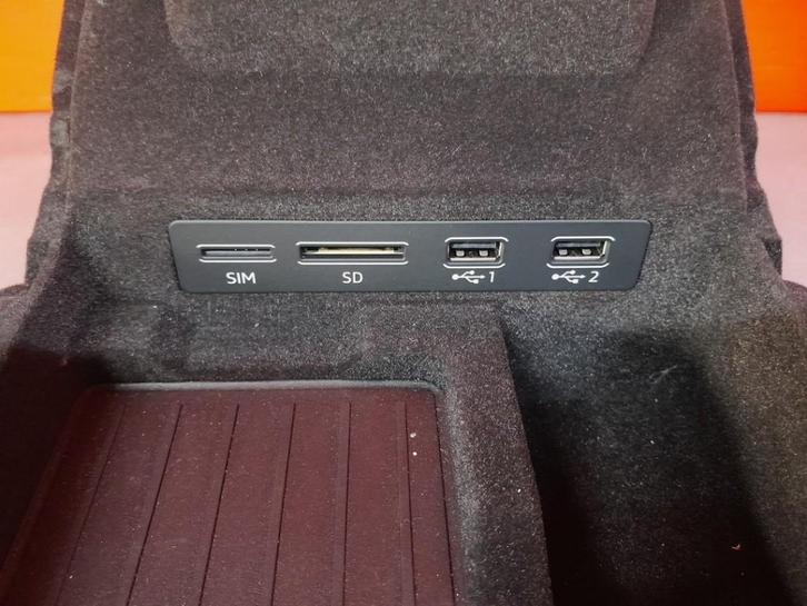 DIVERSEN SD kaartlezer Audi RS 6 Avant (C8) (4N0035736A), Auto-onderdelen, Overige Auto-onderdelen, Audi, Gebruikt