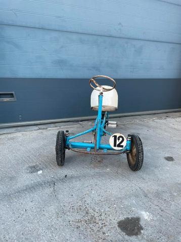 Oude metalen gocart – nr. 12 – Zeedijk Blankenberge beschikbaar voor biedingen