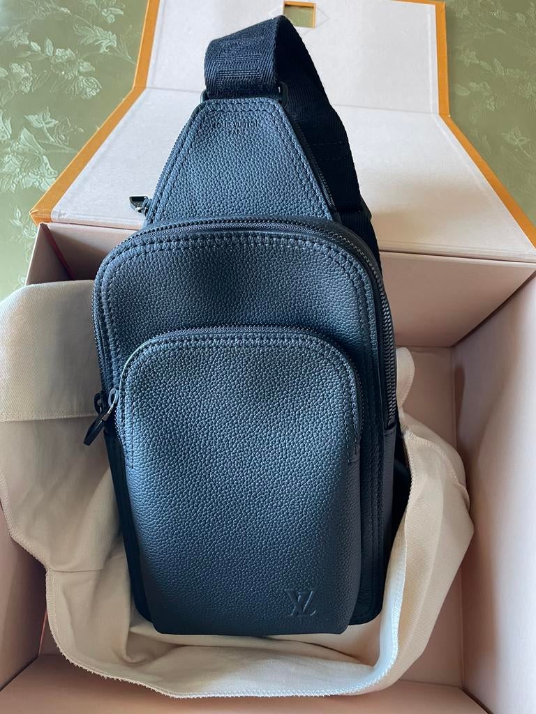 Louis Vuitton Avenue PM noir neuf avec facture, Enlèvement ou Envoi, Neuf