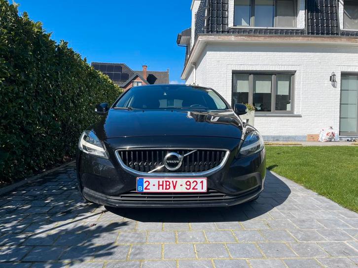 Volvo v40 2.0 diesel 2018 EURO6b, Auto's, Volvo, Particulier, V40, Diesel, Euro 6, 5 deurs, Automaat, Zwart, Zwart, Stof, Voorwielaandrijving