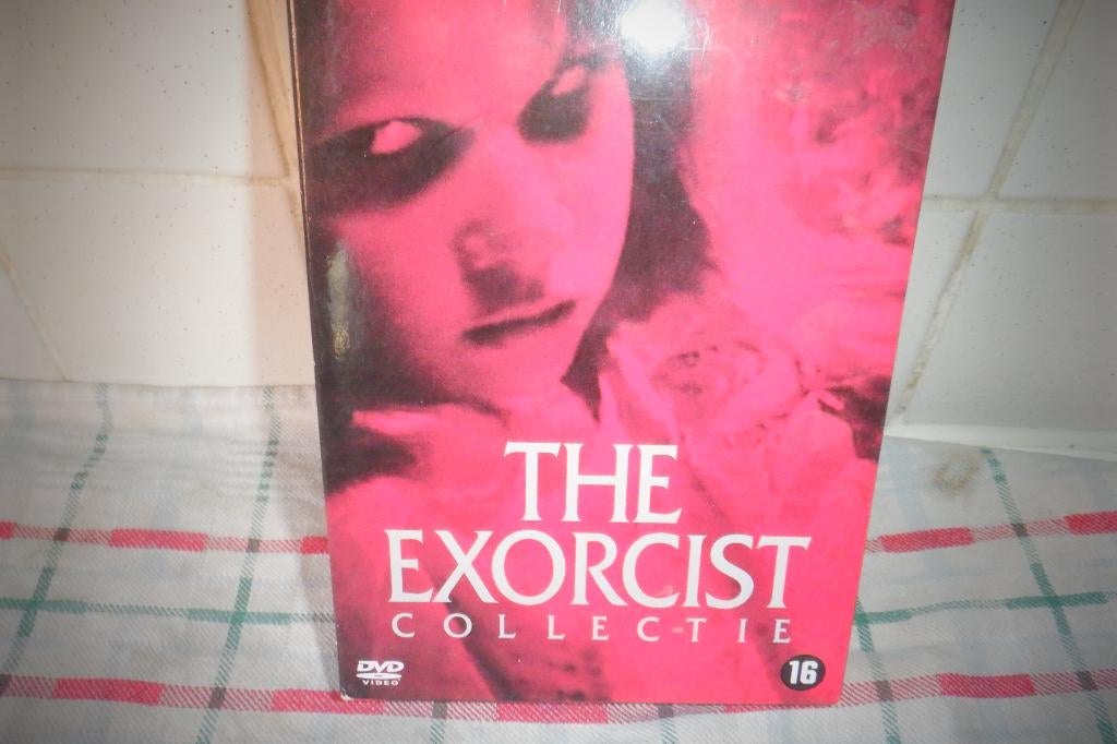 DVD The Exorcist Collectie(3DVD'S), CD & DVD, DVD | Horreur, À partir de 16 ans, Enlèvement ou Envoi, Comme neuf, Gore