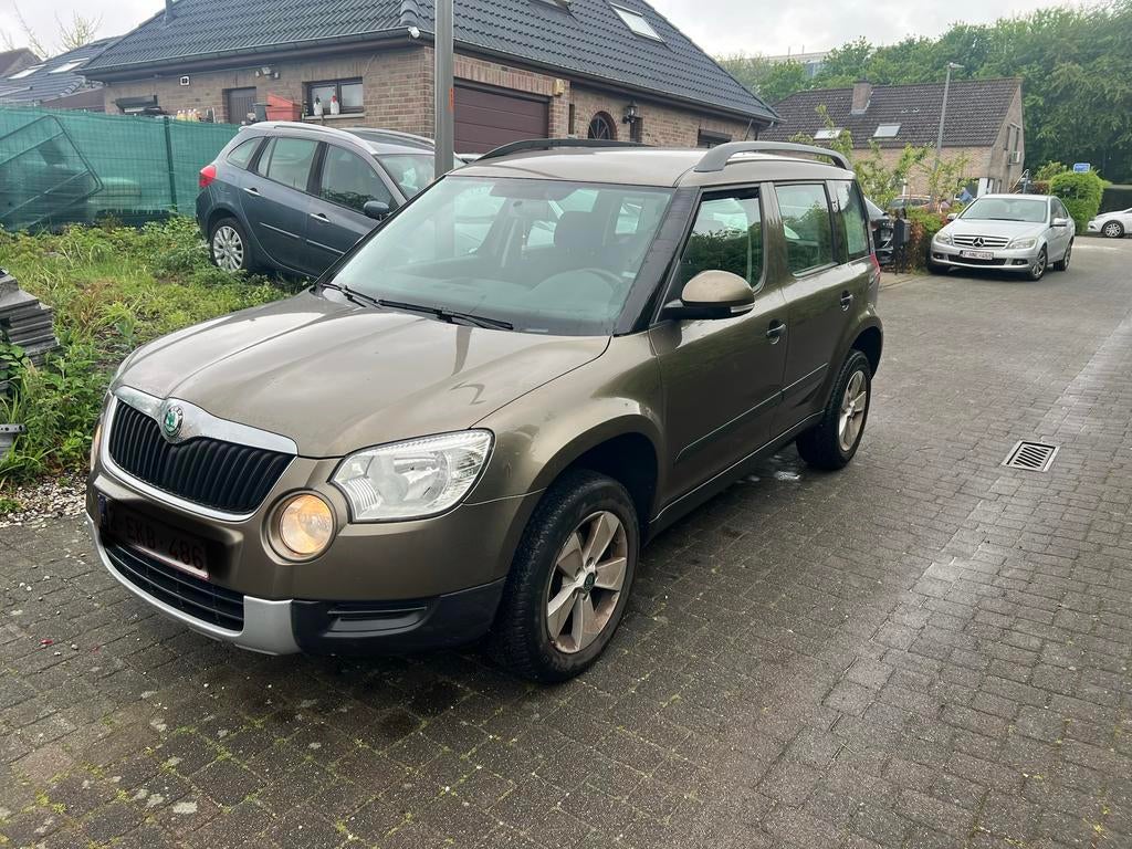 Benzine 1.2tsi benzine Skoda Yeti, Auto's, Skoda, Particulier, Yeti, Benzine, Euro 5, Break, 5 deurs, Handgeschakeld, Bruin, Grijs