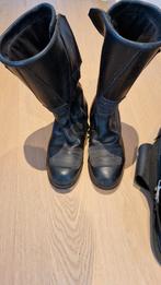 Bottes de moto en cuir. Couleur noire, taille 42, Enlèvement