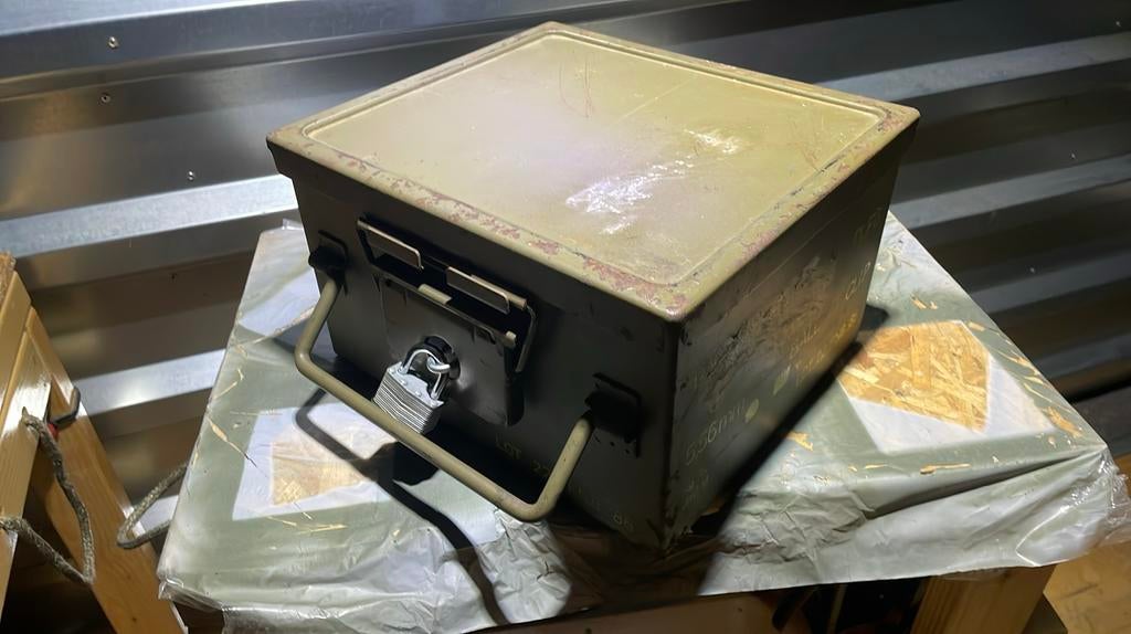 Étui à munitions verrouillable, Sports & Fitness, Accessoires de sport de tir, Enlèvement ou Envoi