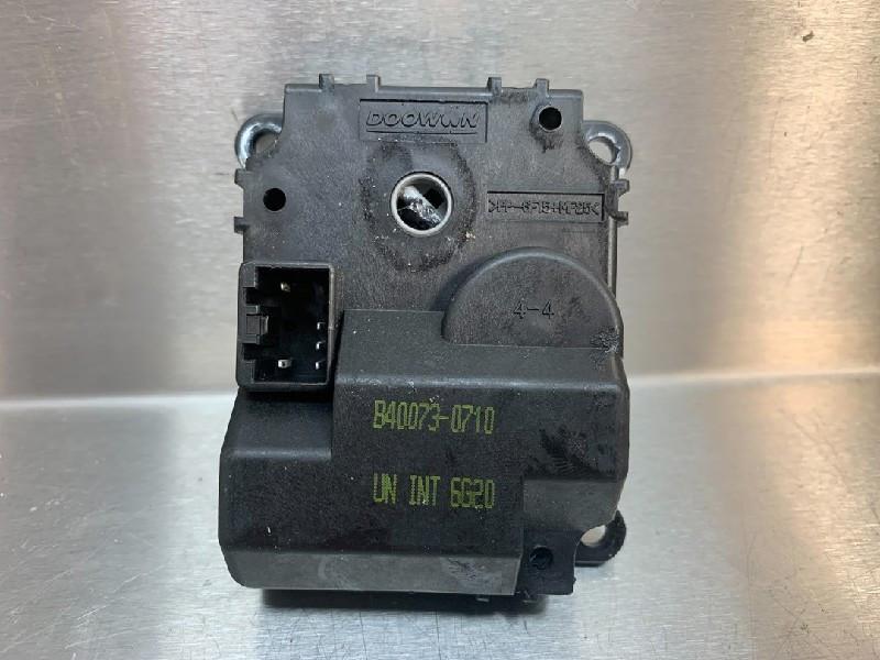 KACHELSTELMOTOR Kia Carens III (FG) (|B400730710|), Gebruikt, Kia