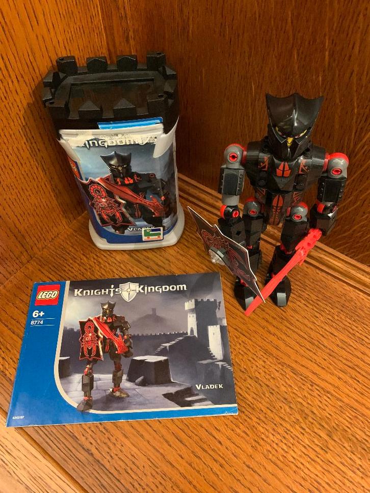 Set LEGO Knights' Kingdom II 8774 Shadow Knight., Enfants & Bébés, Jouets | Duplo & Lego, Comme neuf, Lego, Ensemble complet, Enlèvement