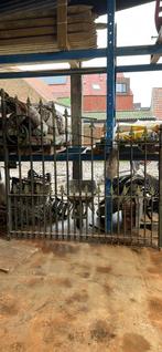 Smeedijzeren hekken te koop, Ophalen