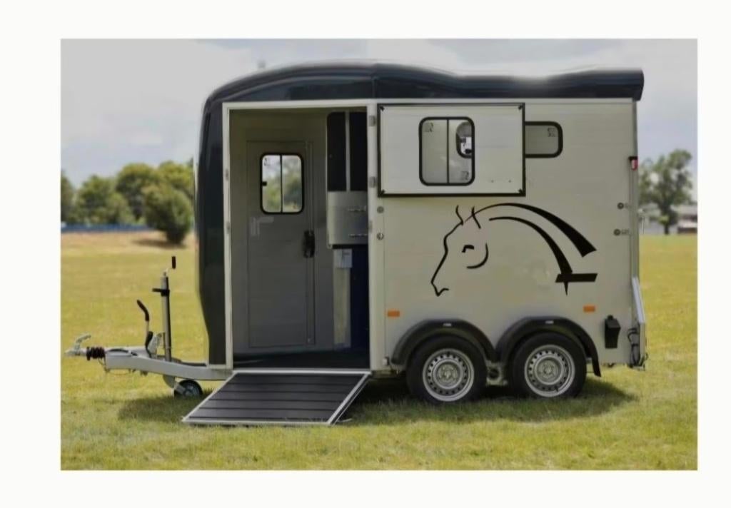 Cheval liberte touring trailer, Dieren en Toebehoren, Ophalen, Zo goed als nieuw, Aluminium, 2-paards trailer